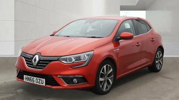 Renault Megane 1.2 Tce Dynamique S Nav Hatchback Manua Red #2