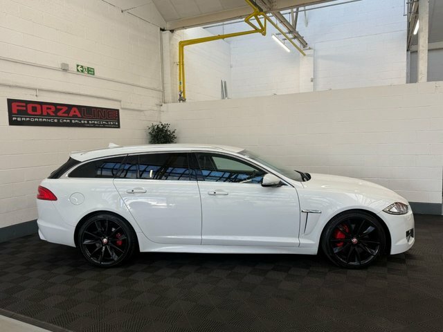 Jaguar XF 2014 3.0D S V6 Portfolio Sportbrake Aut SJ14KZB White #2
