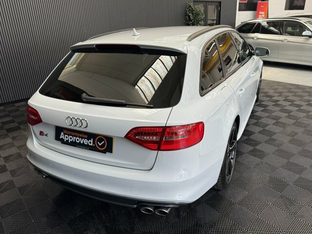 Audi S4 2015 3.0 Tfsi V6 Black Edition Estate S White #5