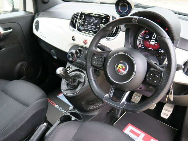 Abarth 595 1.4 T-jet Hatchback Euro 6 145 SV18OJF White #3