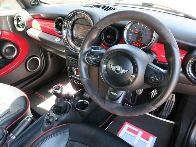 Mini Convertible 1.6 John Cooper Works Convertible Manua Black #5