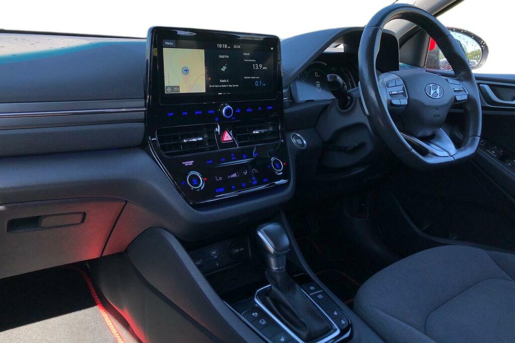 Hyundai Ioniq 1.6 Gdi Hybrid 1St Edition Dct Red #4
