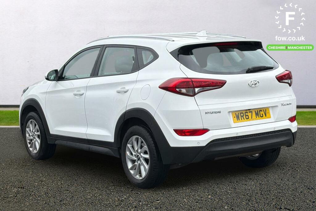 Hyundai Tucson 1.6 Gdi Blue Drive Se Nav 2Wd WR67MGV White #2