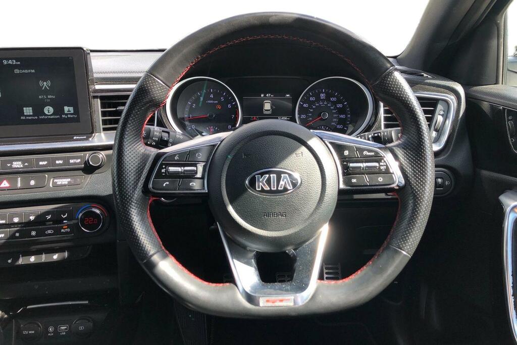 Kia Ceed 1.6T Gdi Isg Gt White #5