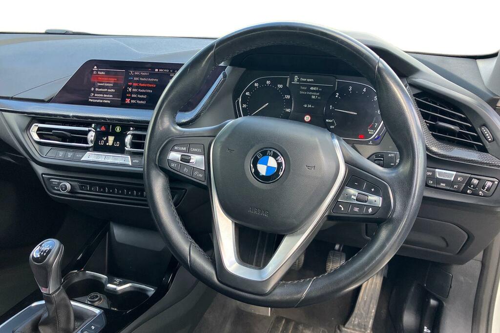 BMW 1 Series 118I Sport EK70DKE White #3