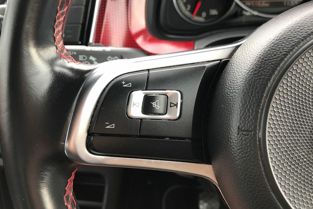 Volkswagen Up 1.0 115Ps Up Gti SY18YRL Red #6