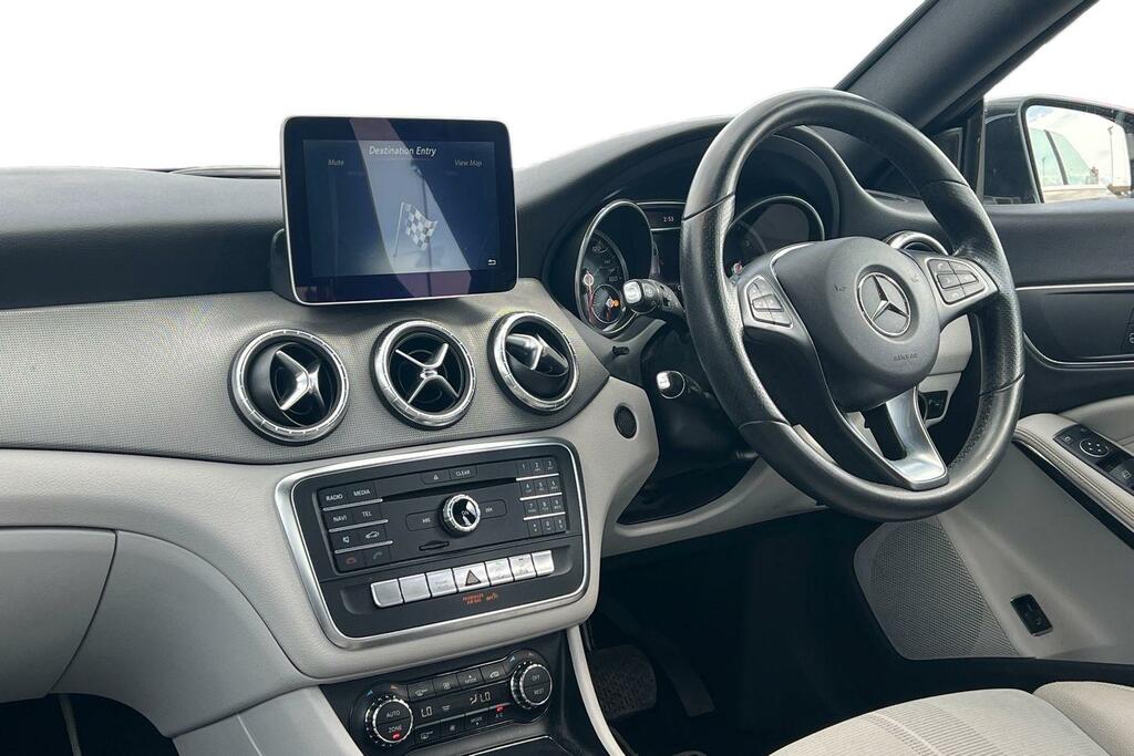 Mercedes-Benz CLA Class Cla 220D Sport Tip Black #4