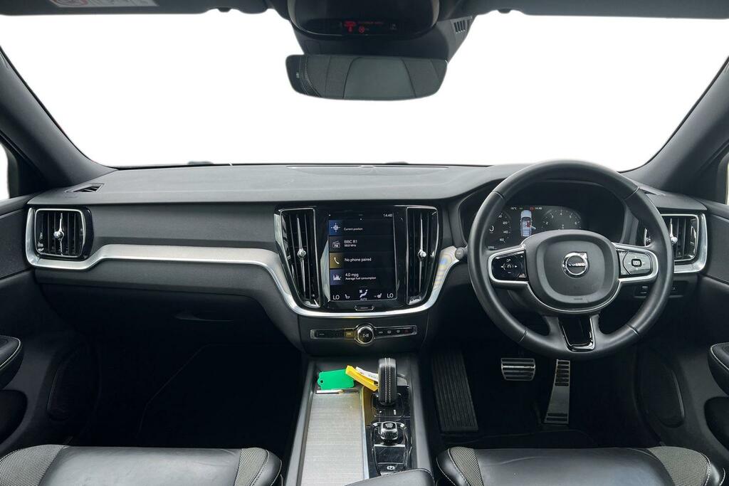 Volvo V60 2.0 B3p R Design 7 Speed WD71EYM Black #3