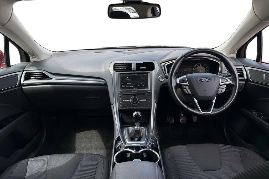 Ford Mondeo 2.0 Tdci 180 Titanium Red #3