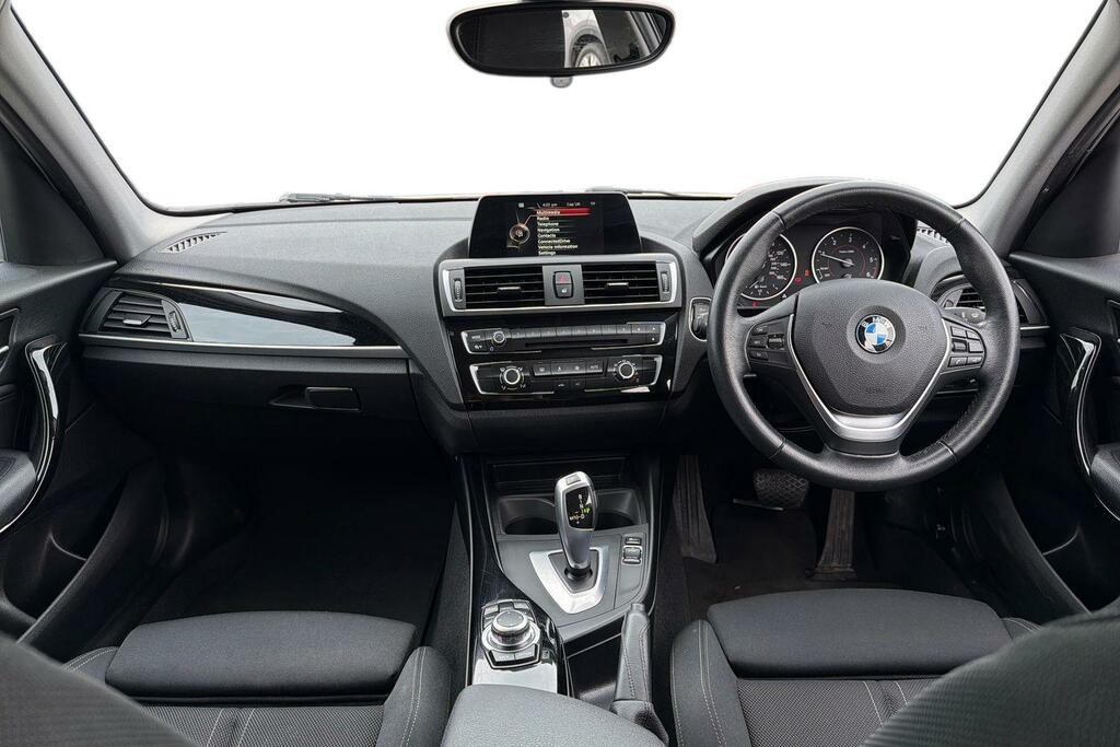 BMW 1 Series 118D Sport Nav Step White #3