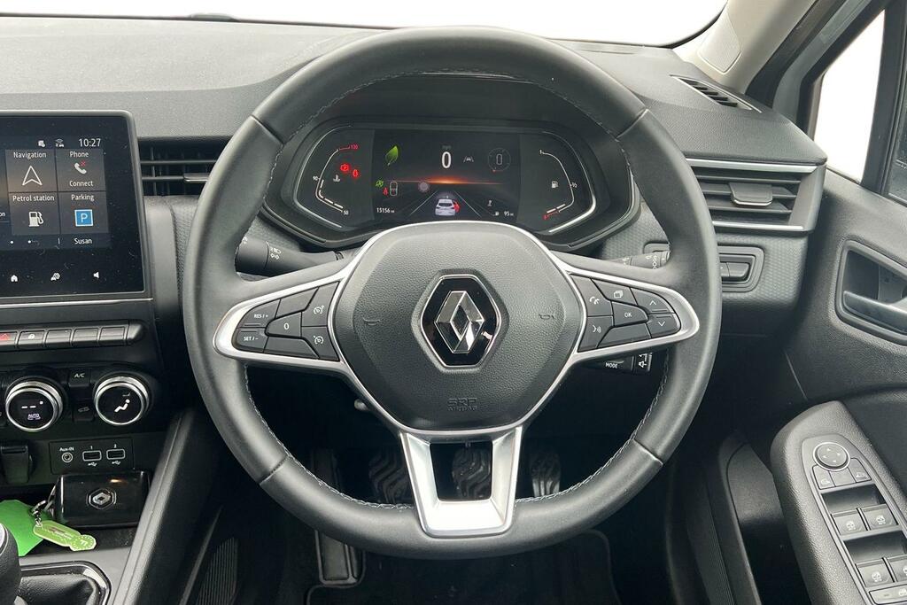 Renault Clio 1.0 Tce 90 Evolution WJ72GXY White #5