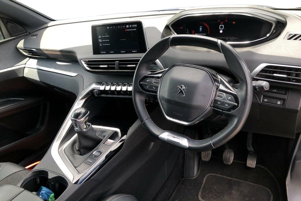 Peugeot 5008 1.5 Bluehdi Gt Line Green #3