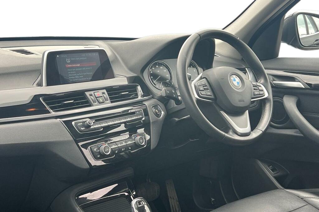 BMW X1 Xdrive 20I Xline Step YS18CJE Black #4