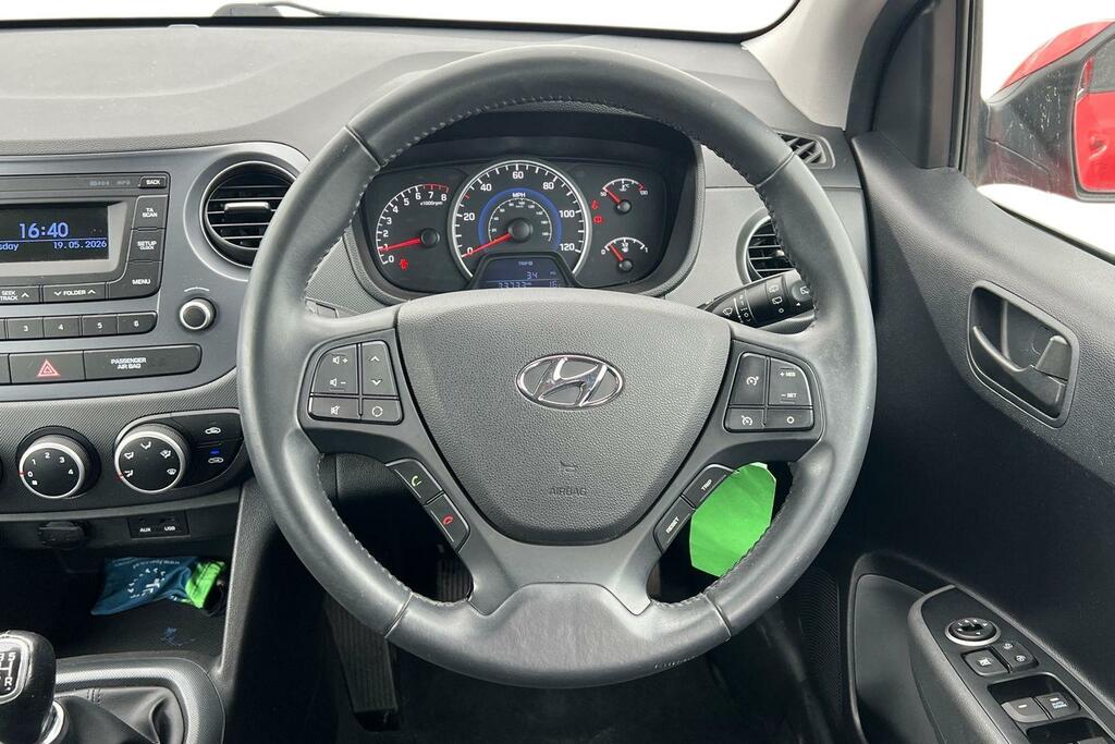 Hyundai I10 1.0 Se WU68JXK Red #5