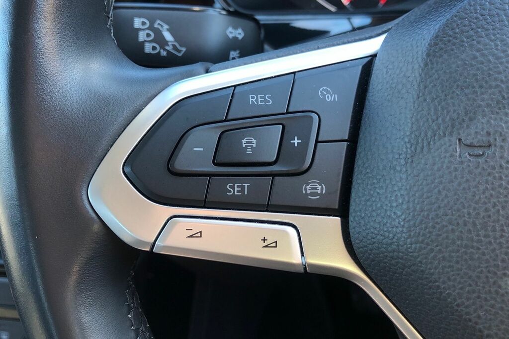 Volkswagen T-Cross 1.6 Tdi Se NL69LKU Black #6