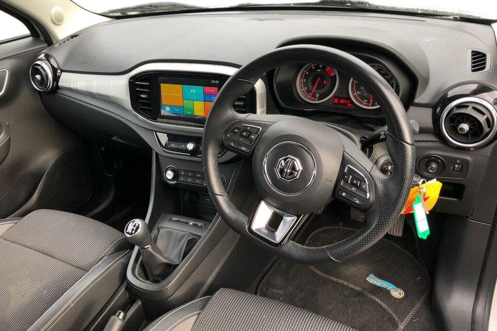 MG MG3 1.5 Vti-tech Exclusive Navigation CF71XLN White #3