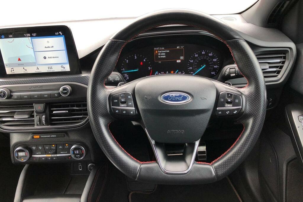Ford Focus 1.5 Ecoblue 120 St-line X CV19FAO Red #5