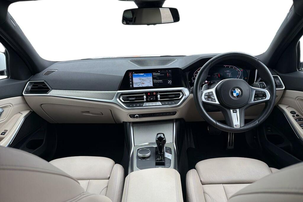 BMW 3 Series 320I M Sport Step SW71RYX White #3