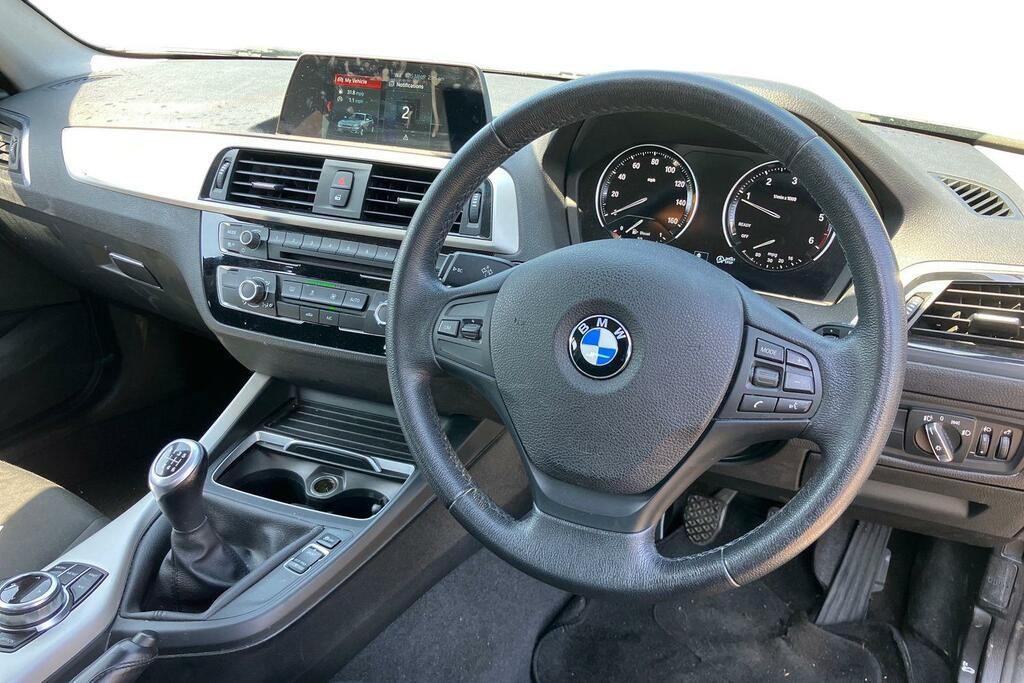 BMW 1 Series 118D Se Nav RV18WMF Grey #3