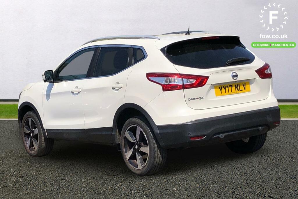 Nissan Qashqai 1.6 Dig-t N-connecta YY17NLV White #2