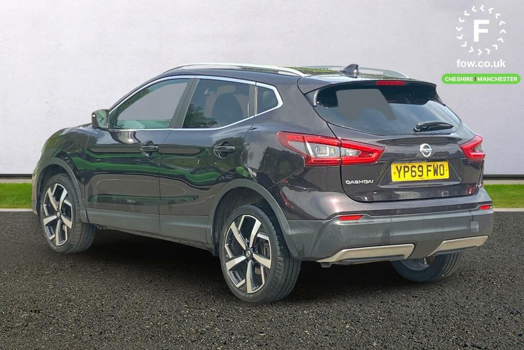 Nissan Qashqai 1.3 Dig-t Tekna YP69FWO Black #2