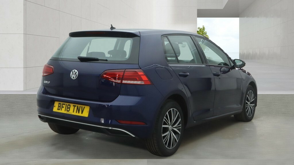 Volkswagen Polo Hatchback 1.0 Tsi Match With Discovery 2,Fs LH70AEL Black #4