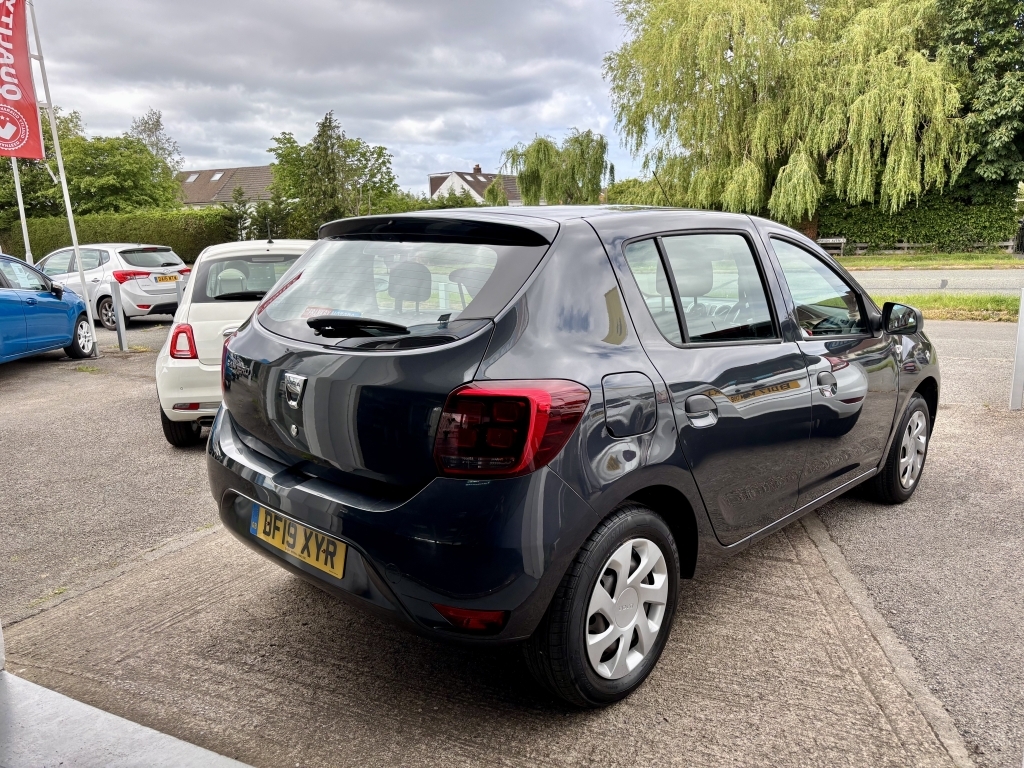 Dacia Sandero 1.0 Essential Sce Grey #4