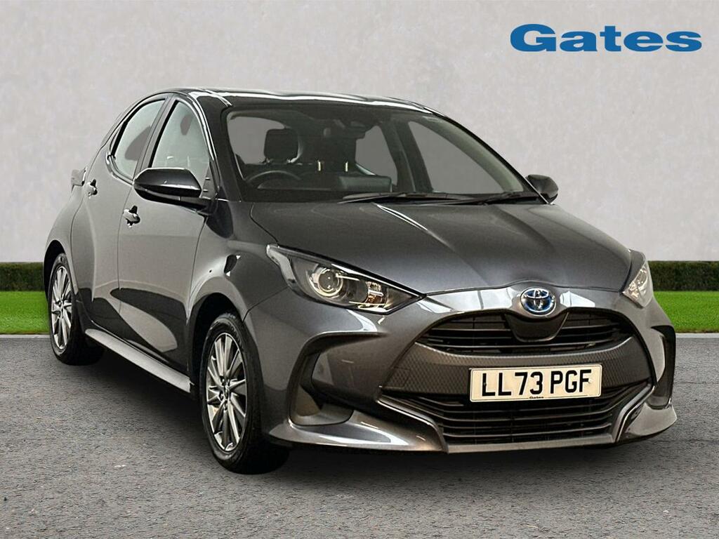 Toyota Yaris Icon 1.5 Hybrid Grey