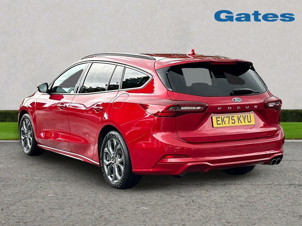 Ford Focus Estate St-line 1.0 Mhev 155Ps EK75KYU Red #5