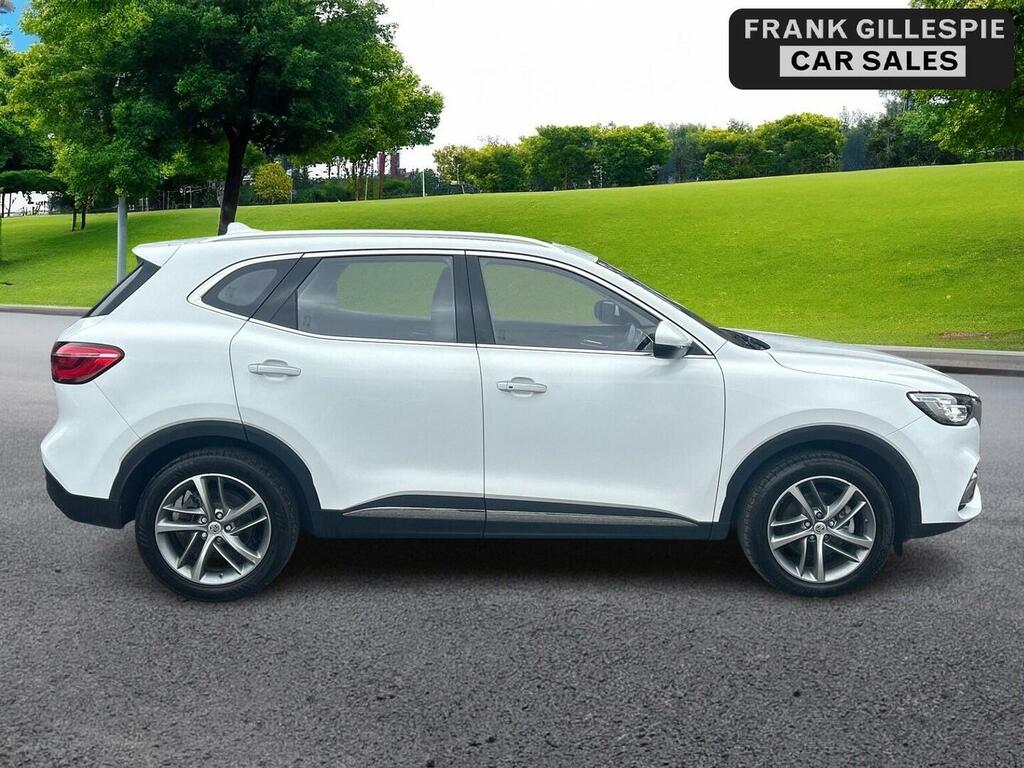 MG HS Suv 1.5 T-gdi Exclusive Euro 6 Ss 202222 White