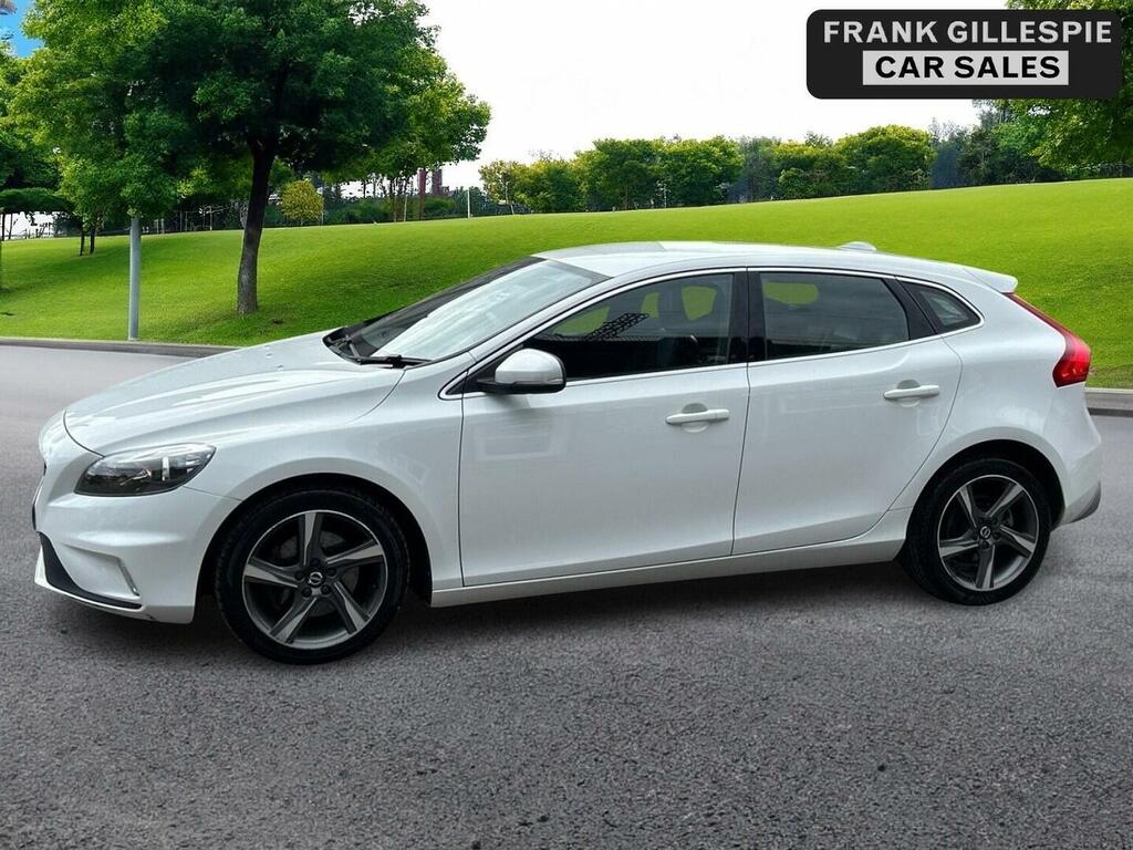 Volvo V40 Hatchback 2.0 T2 R-design Nav Euro 6 Ss 20 White #2
