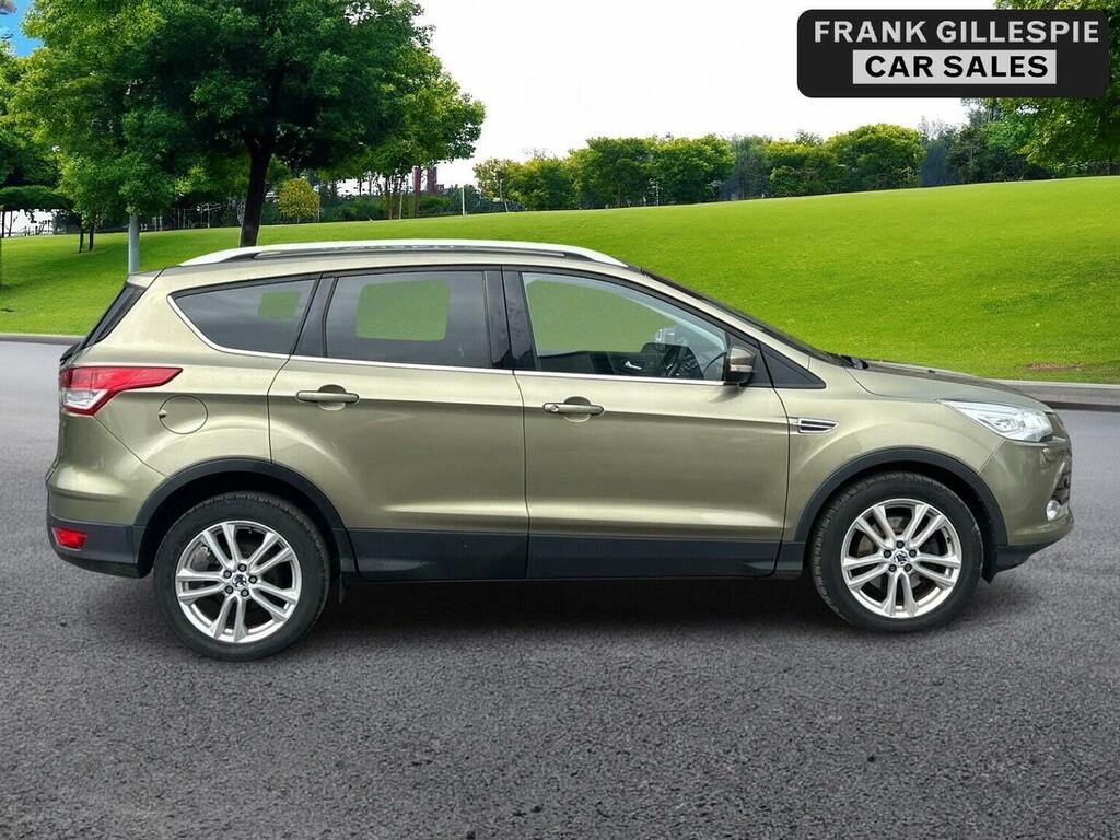Ford Kuga Suv 2.0 Tdci Titanium X 2Wd Euro 6 Ss 2015 Green