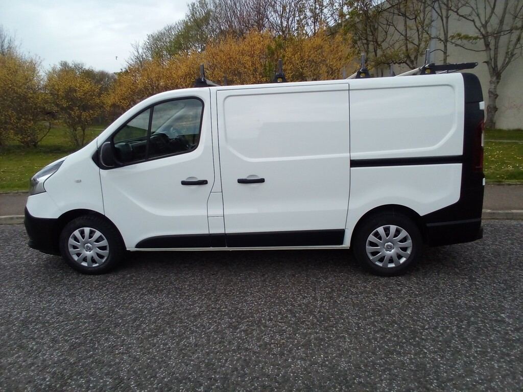 Renault Trafic Panel Van Sl28 Energy 2.0 Dci 120 Business My19 2 SH71CDE White #5