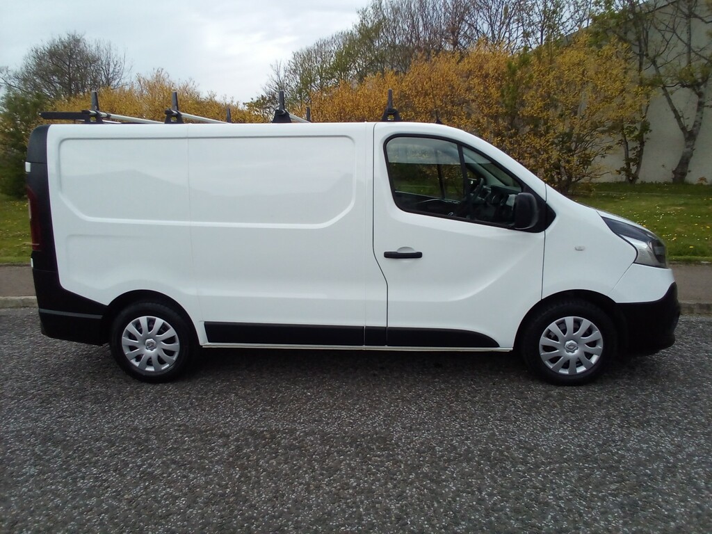Renault Trafic Panel Van Sl28 Energy 2.0 Dci 120 Business My19 2 SH71CDE White #4
