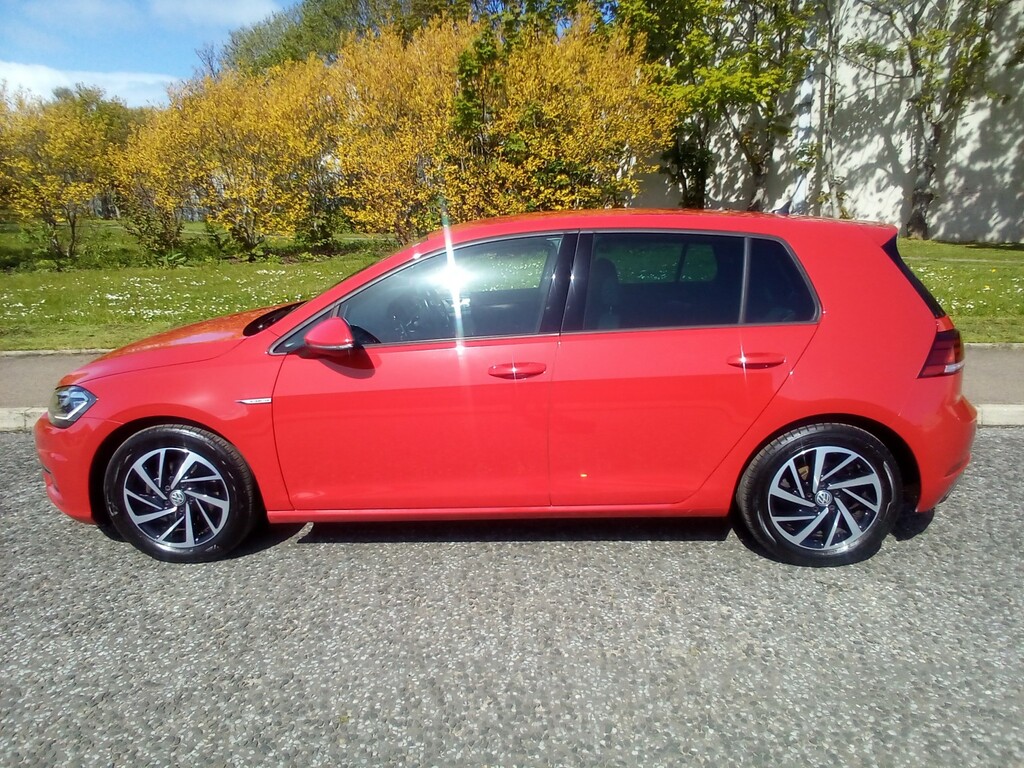 Volkswagen Golf Hatchback 1.5 Tsi Evo Match Edition 202069 ST69SRV Red #5