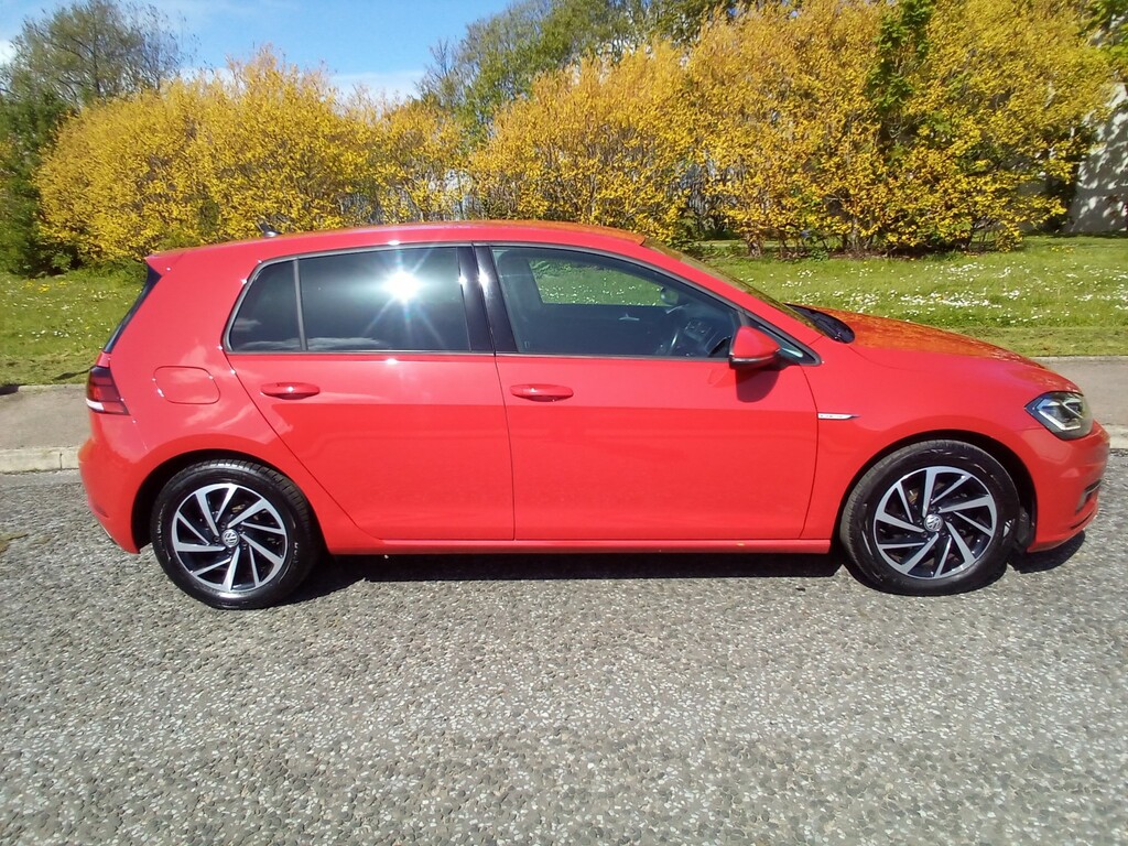 Volkswagen Golf Hatchback 1.5 Tsi Evo Match Edition 202069 ST69SRV Red #4