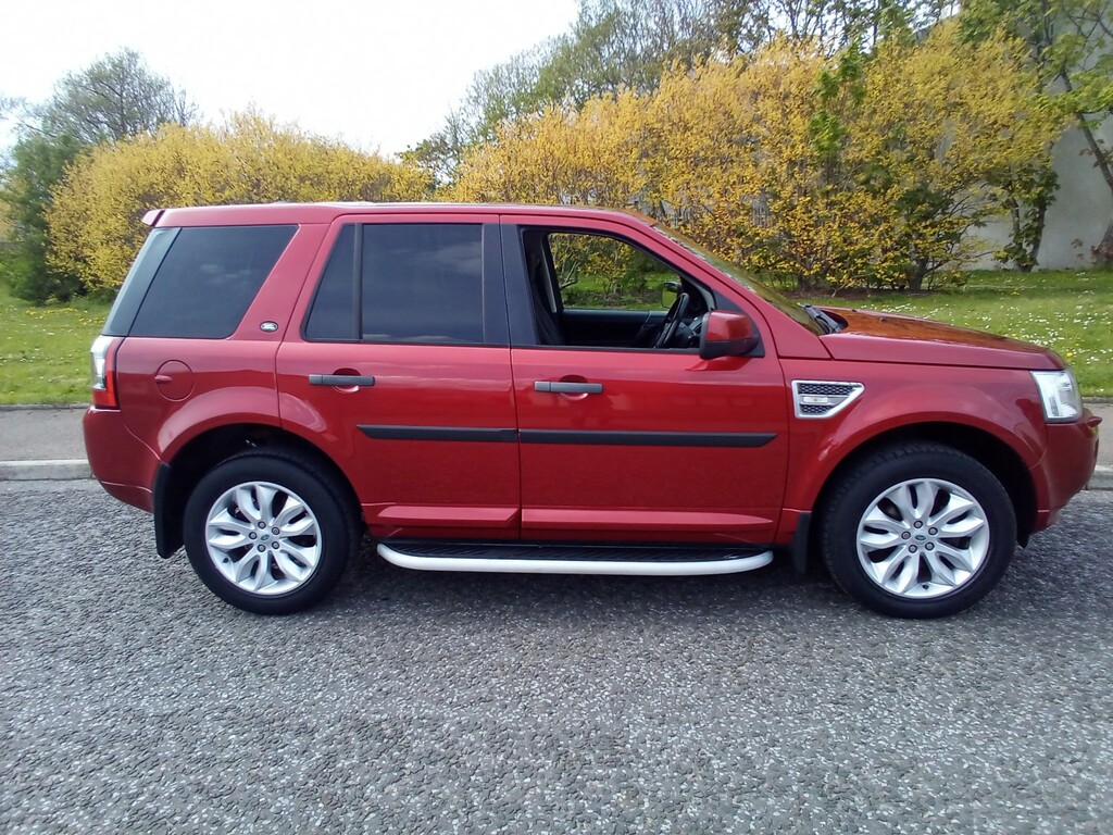 Land Rover Freelander 2 2.2 Sd4 Hse 4Wd PJ61TRZ Red #4