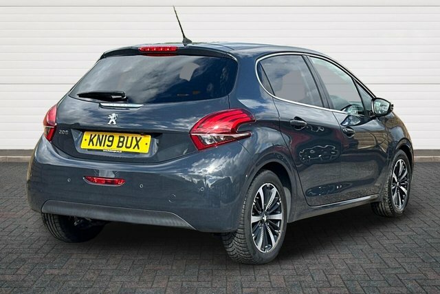 Peugeot 208 Puretech Tech Edition Hatchback KN19BUX Grey #3