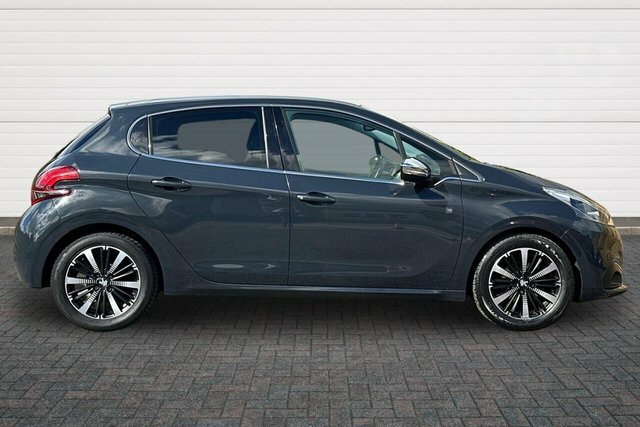 Peugeot 208 Puretech Tech Edition Hatchback KN19BUX Grey #2