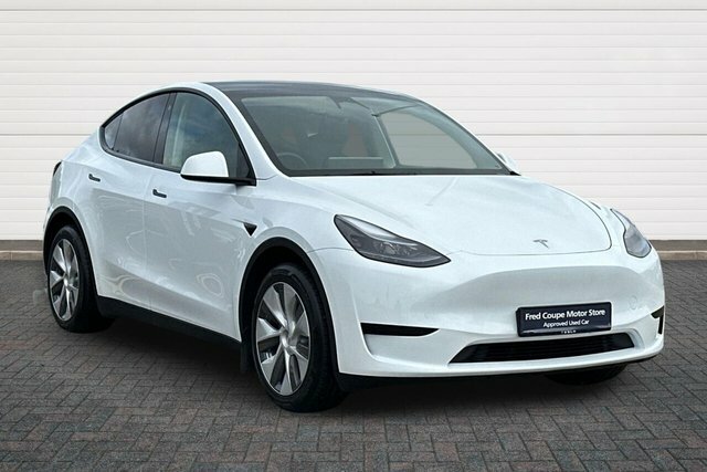 Tesla Model Y 5dr Electric Auto Rwd White