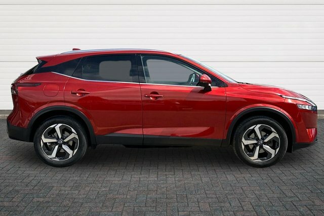 Nissan Qashqai Dig-t Mhev N-connecta Suv DN72WYJ Red #2