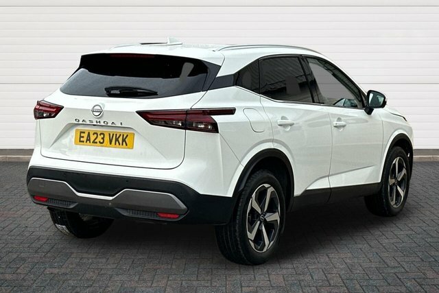 Nissan Qashqai Dig-t Mhev N-connecta Suv EA23VKK White #3
