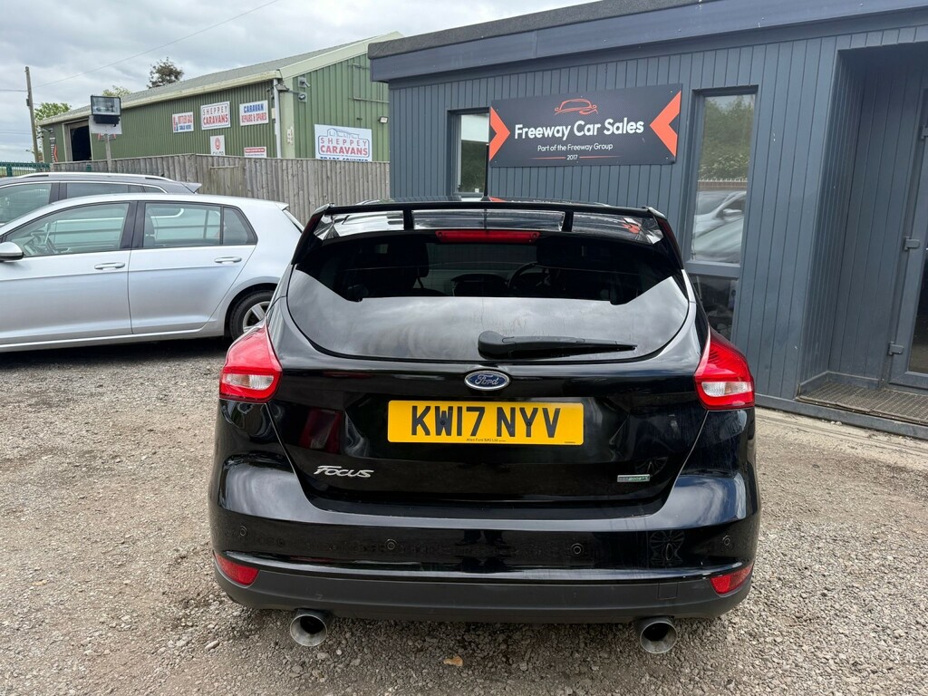 Ford Focus Hatchback 1.0T Ecoboost Zetec Edition Hatchback KW17NYV Black #6