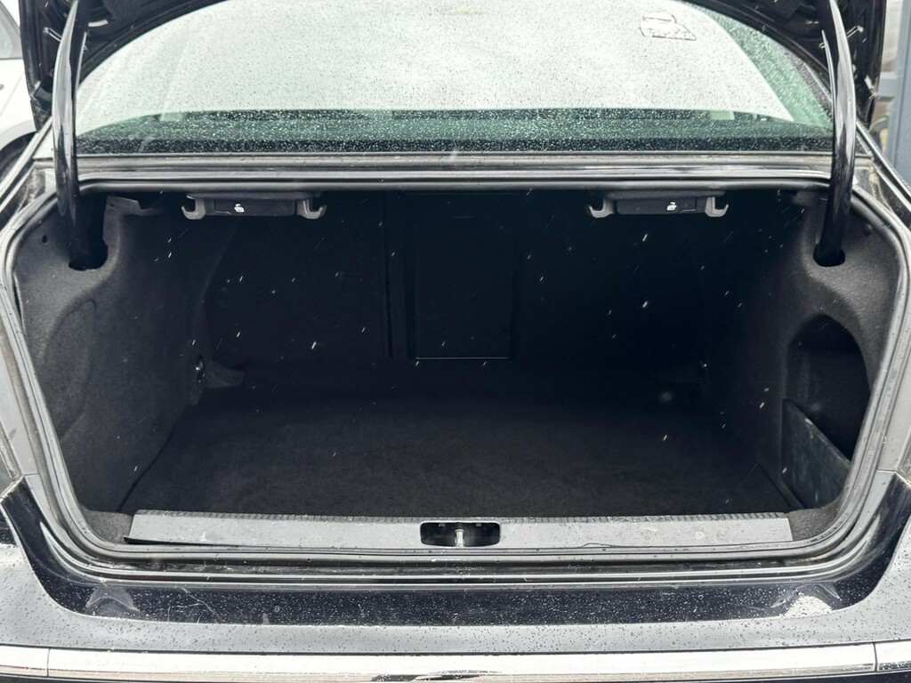 Volkswagen CC Saloon Black #13