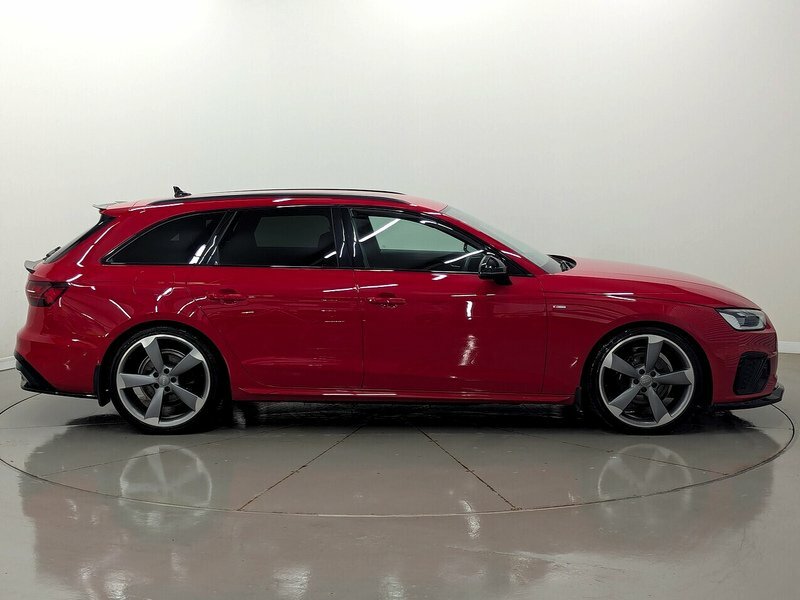 Audi A4 Avant Tfsi Black Edition YM70UGZ Red #2
