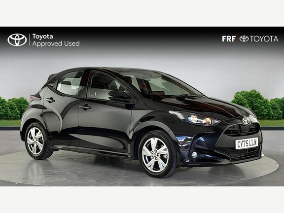 Toyota Yaris Icon Black
