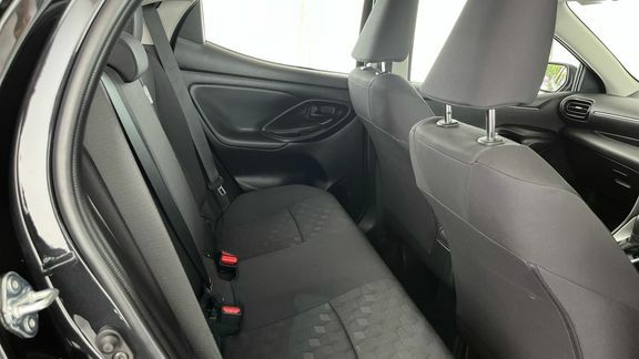 Toyota Yaris Icon CV75LLW Black #4