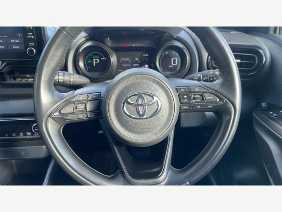Toyota Yaris Yaris Dynamic 1.5 Hybrid WM21JFE Red #6