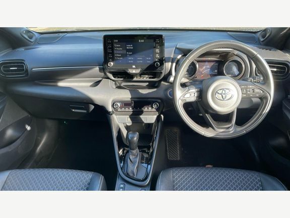 Toyota Yaris Yaris Dynamic 1.5 Hybrid WM21JFE Red #5