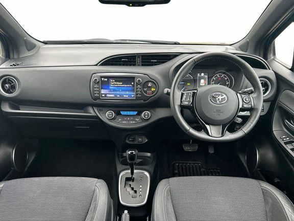 Toyota Yaris Excel 1.5 Hybrid Blue #6